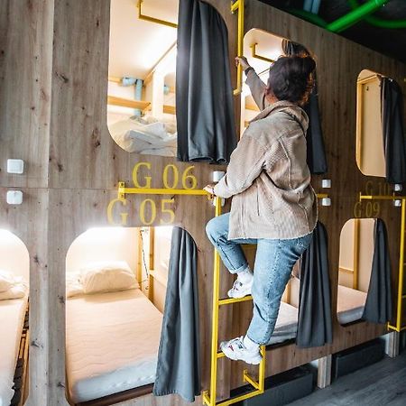 Capsule Hostel Logistic ヴィリニュス エクステリア 写真