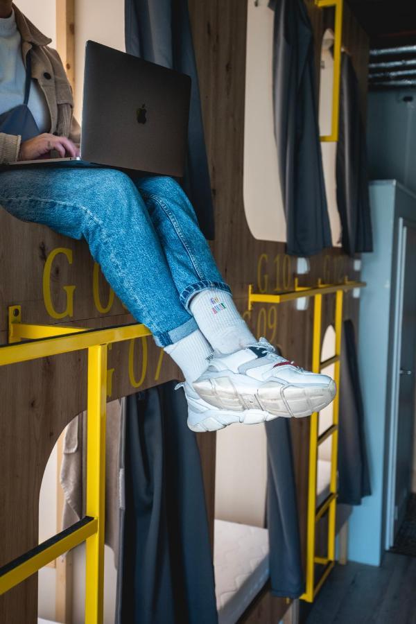 Capsule Hostel Logistic ヴィリニュス エクステリア 写真