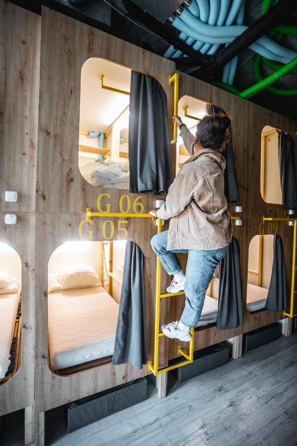 Capsule Hostel Logistic ヴィリニュス エクステリア 写真